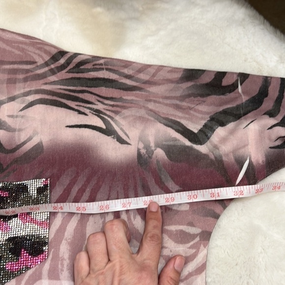 Via Vitale oversized knit top crew neck with drop shoulder rhinestone detail - Picture 14 of 15